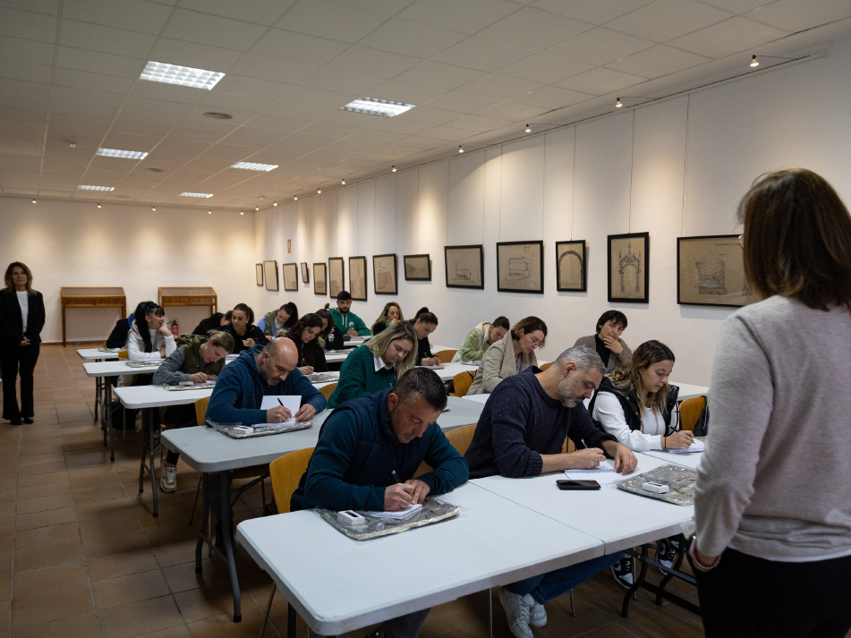 Sandfire MATSA forma a 20 residentes de su entorno en el manejo de Bulonadora y Pala en interior de mina 2 sandfire matsa forma 20 residentes 3